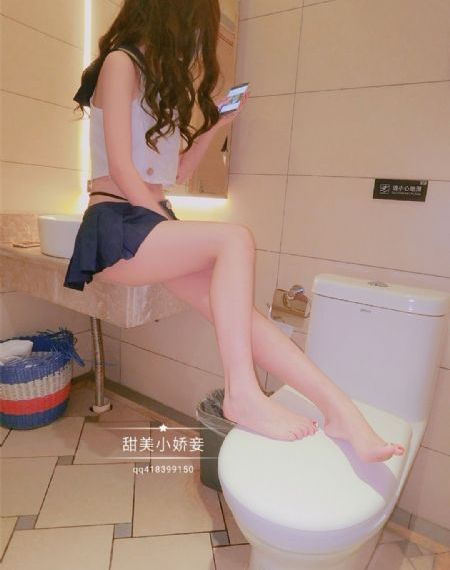 超清厕所tp漂亮美眉们嘘嘘_4K在线视频播放