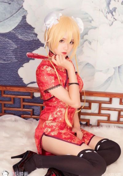 白丝袜脚美女扒开内衣_HD免费在线播放