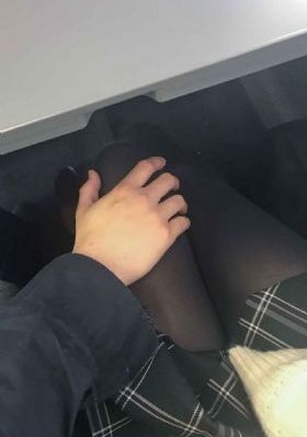 岬奈奈美之被夫公侵犯人妻_BD英语免费全集观看