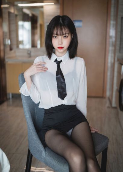 精品亚洲成a人在线_BD迅雷电影在线