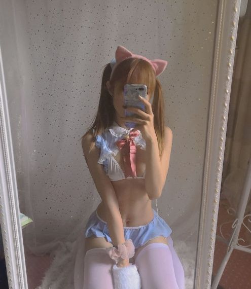 皮裤子吃鸡女跳舞视频_1080高清视频播放