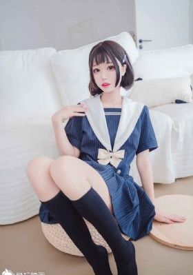 亚洲精品制服丝袜中文字幕乱码_1080P完整版观看
