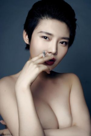 2024欧美亚洲日韩制服_午夜激情福利视频