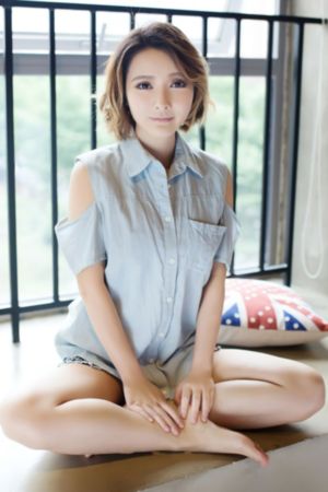 日日精品视频人人_4K电影免费在线