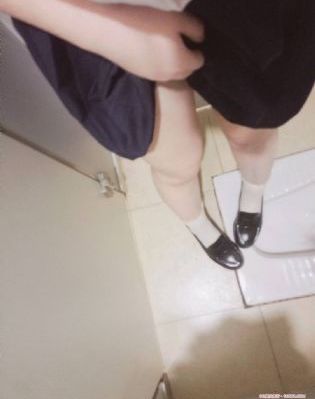 三个人一起的原文_BD韩语高清迅雷在线观看
