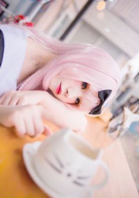 日韩精品久久久久影视的特点_十万网红美女美酱