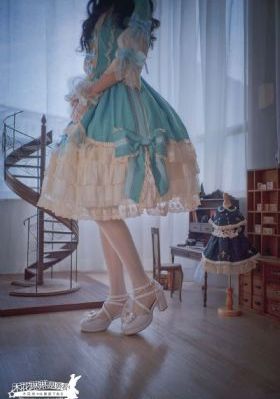 天天躁夜夜躁狠狠躁婷婷首页_十万网红美女美酱