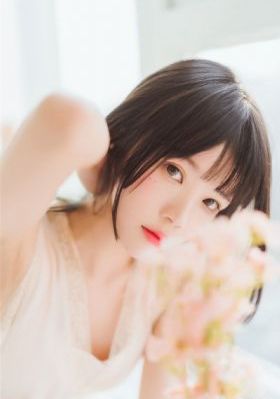 在横店开饭店认识明星的小说_1080在线观看完整版