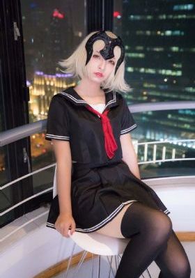 亚洲AV日韩国产卡通制服_720高清在线观看